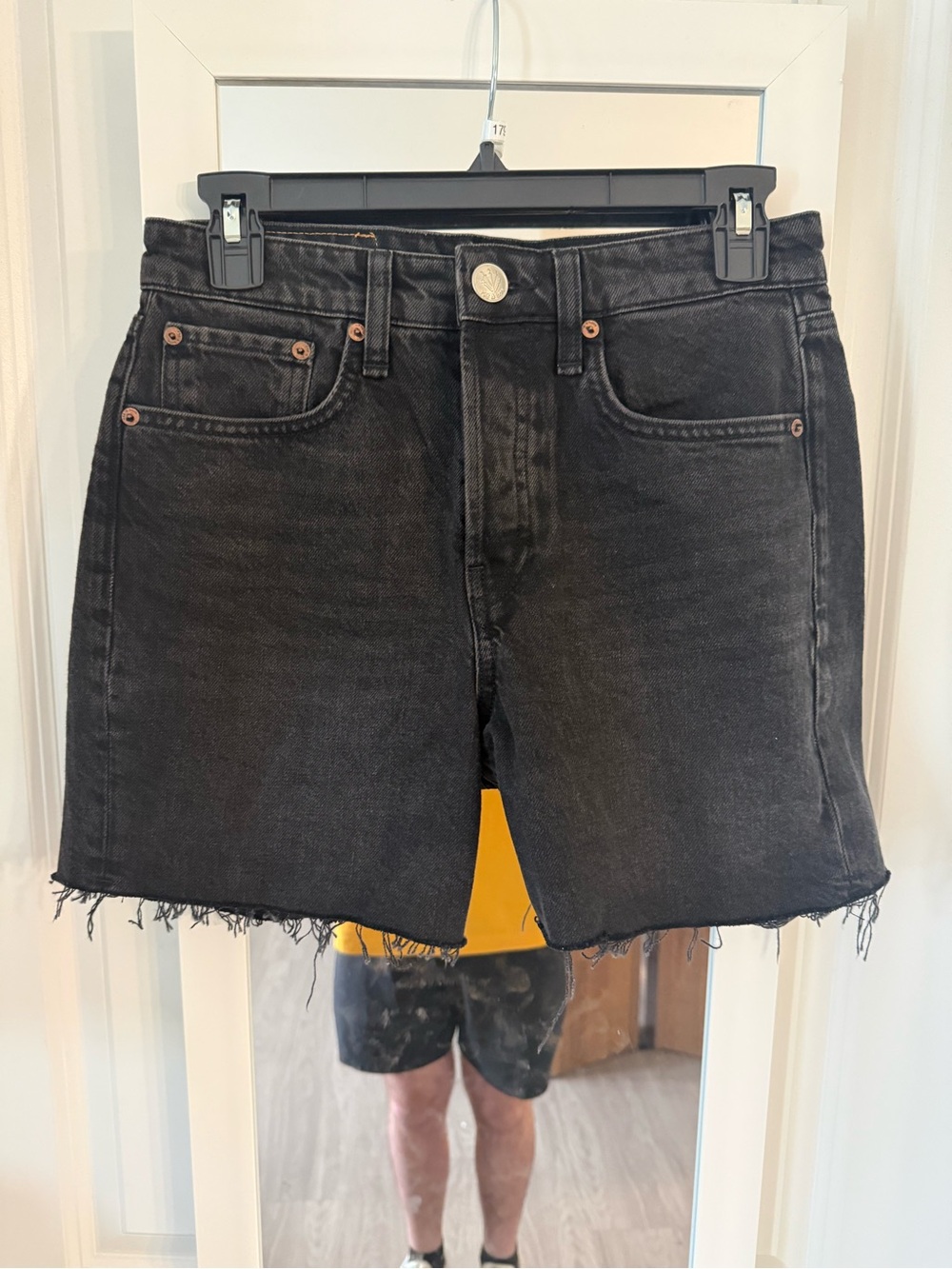 Rag & Bone Maya High Rise Midi Denim Shorts Size 25 Black Raw Hem - Picture 2 of 7
